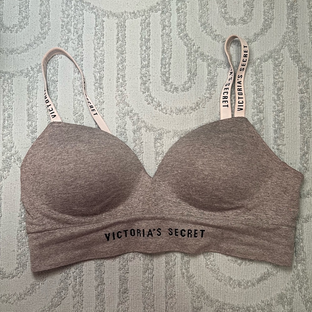 VICTORIA’S SECRET Sport Bra